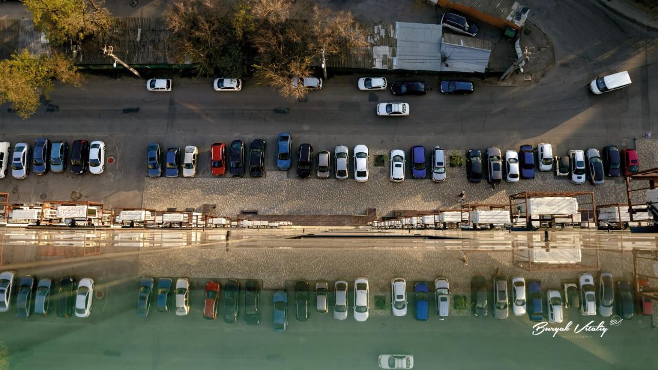 Апартаменты В Одессе Odesa Exterior foto